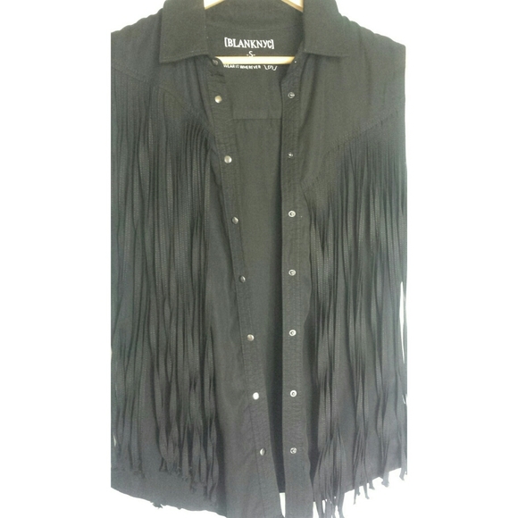 Blank NYC Fringe Button Sleeveless Top Size Small - Picture 5 of 8